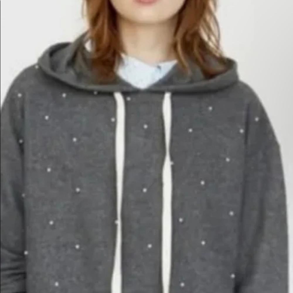 thin sweatshirt